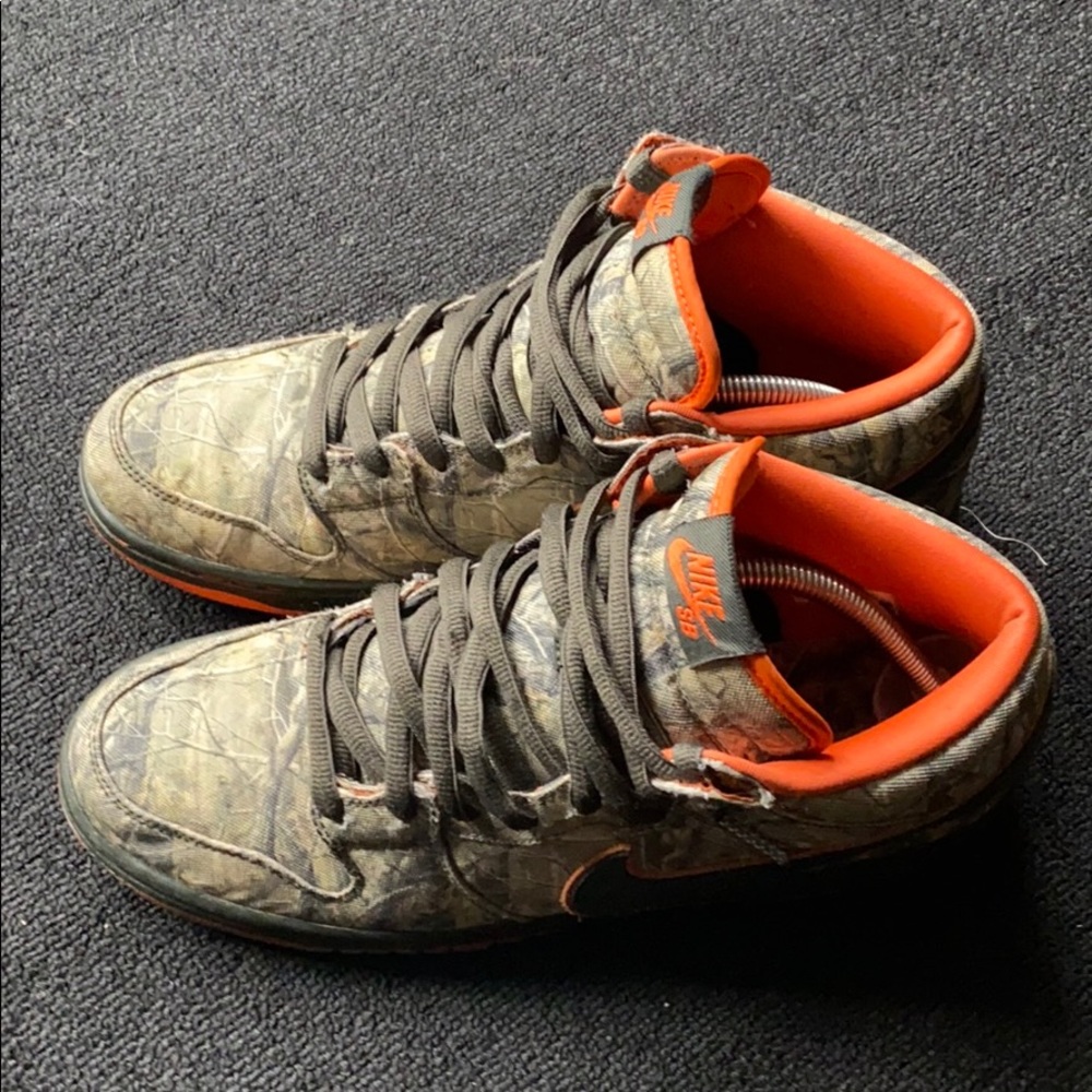 Real Tree camo Nike SB’s mid